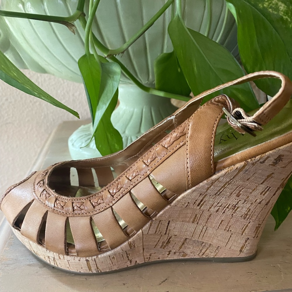 Cathy Jean wedges in size 7 tan color